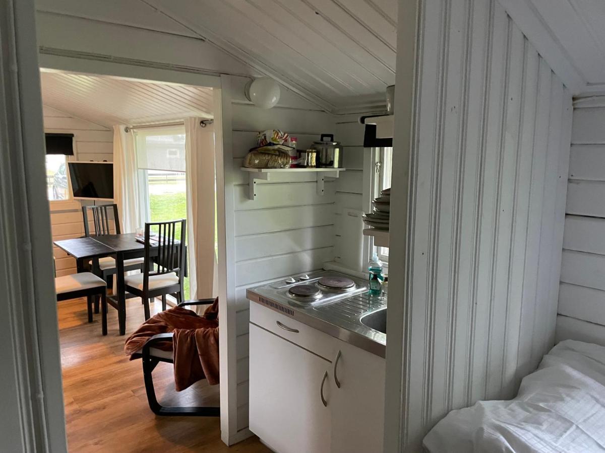 Stuga Med Panoramautsikt, Paradis Foer Fagelskadare Och Vandrare, Sjaelvstaed Efter Besoek Mörbylånga Exterior foto